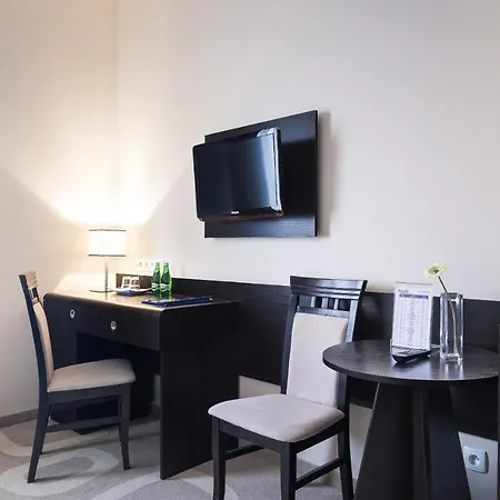 Hotel Picaro Krasnik Dolny 3*